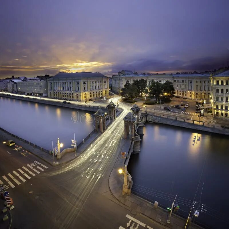 Что есть в городе санкт петербурге. Мосты санкт-петербурга. питер мост ломоносова. мост на васильевский остров. ночной санкт-петербург.