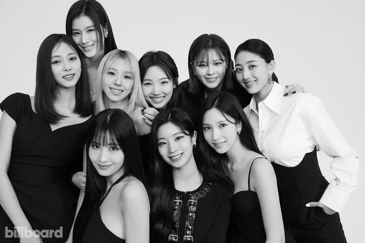 Twice be as one. Твайс 2025. твайс участницы 2025. кпоп группа твайс. группа twice 2025.