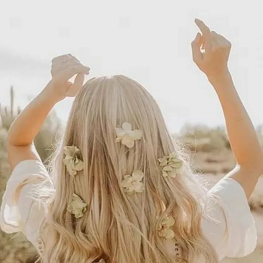 Русые волосы у девушек. Эстетика волосы девушки. Русые волосы у девушек. Девушка эстетика. Девушка с длинными волосами эстетика.