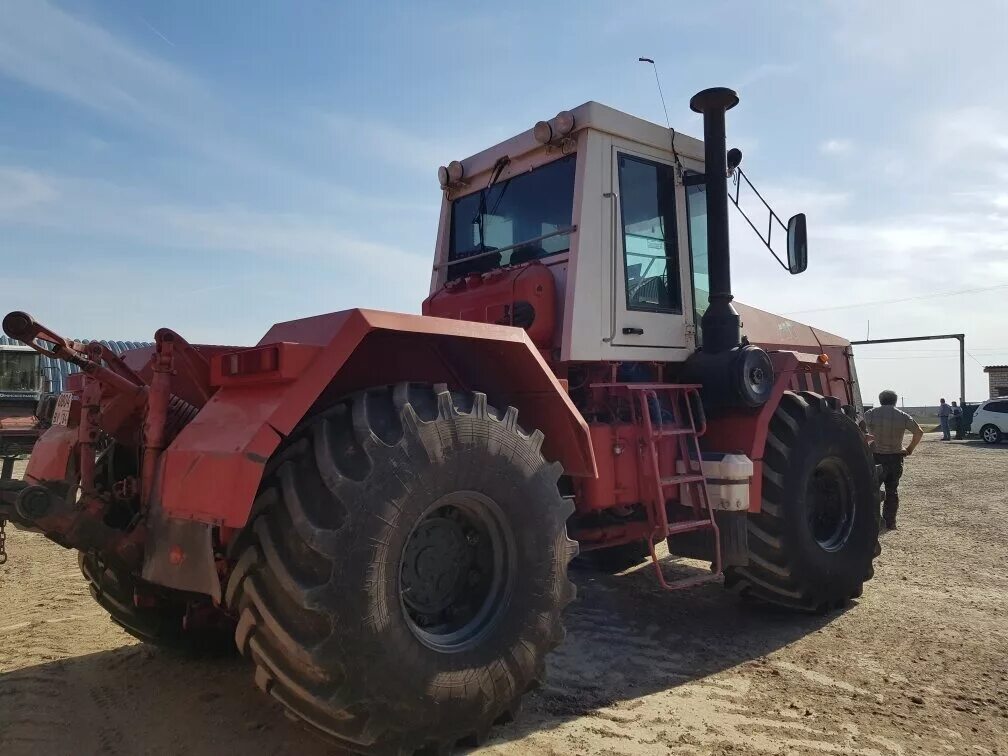 Трактор кировец к 744. Двигатель на кировец к-744. Кировец к-744р. Трактор кировец к-744р2. Тутаевский двигатель на кировец к 744 р3.
