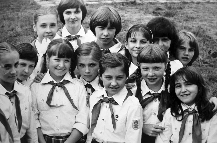 Пионеры 70 годов. Пионерский лагерь 20е. Пионеры 70 годов. Пионеры 70 годов. Пионеры 70 годов.