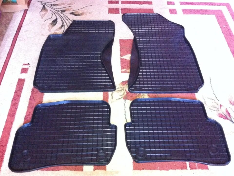 Коврики volkswagen passat b5+. Коврики starke b16002. Бежевые коврики пассат б5. Коврики салона vw passat b4. Коврик фольксваген пассат б5.