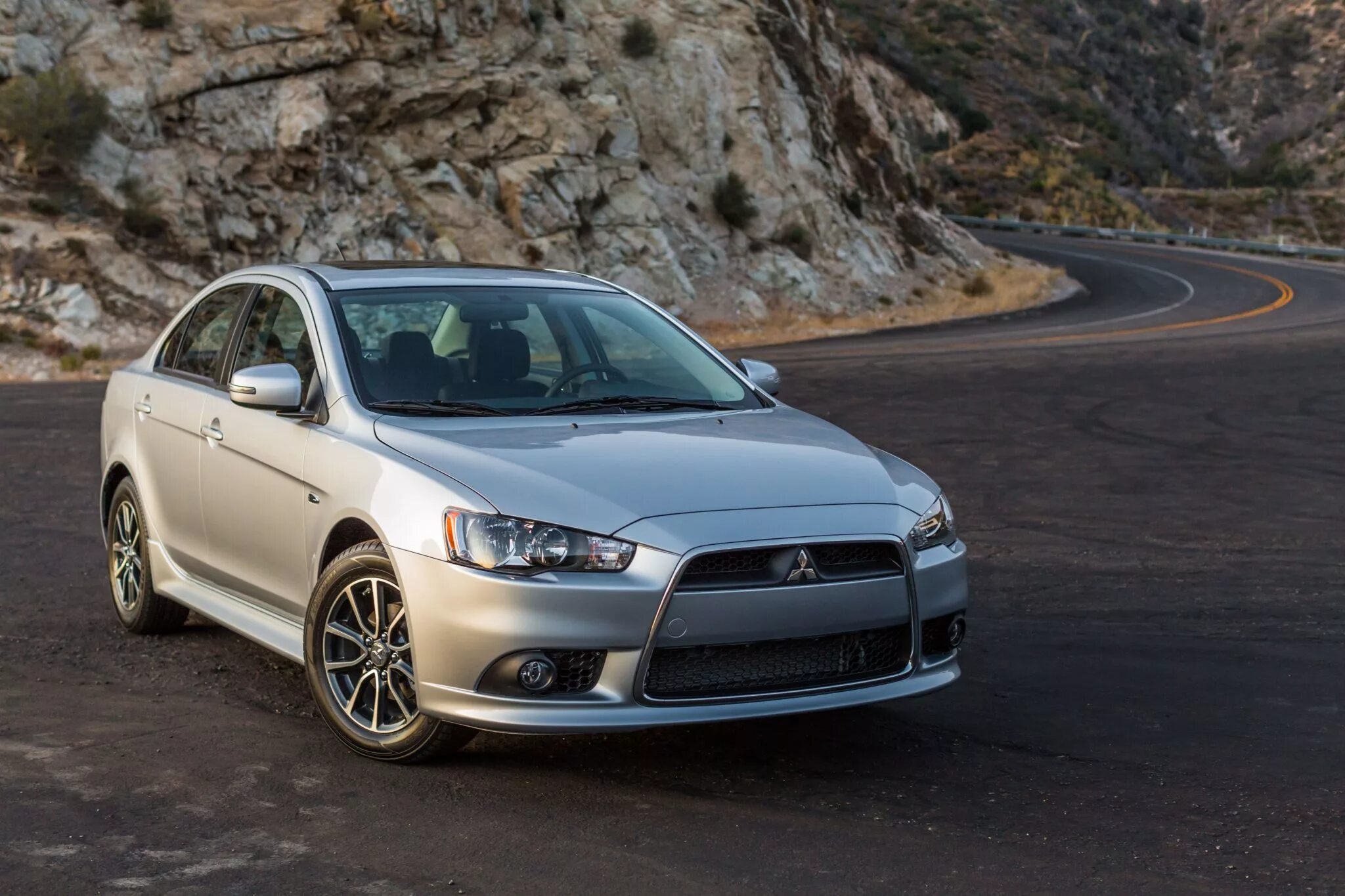 Mitsubishi Lancer 10. Митсубиси Лансер 2015. Митсубиши Лансер 10. Митсубиши Лансер 2014. Купить mitsubishi lancer б у