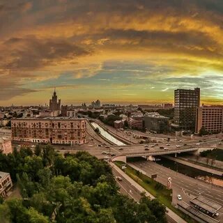 Утро лето москва