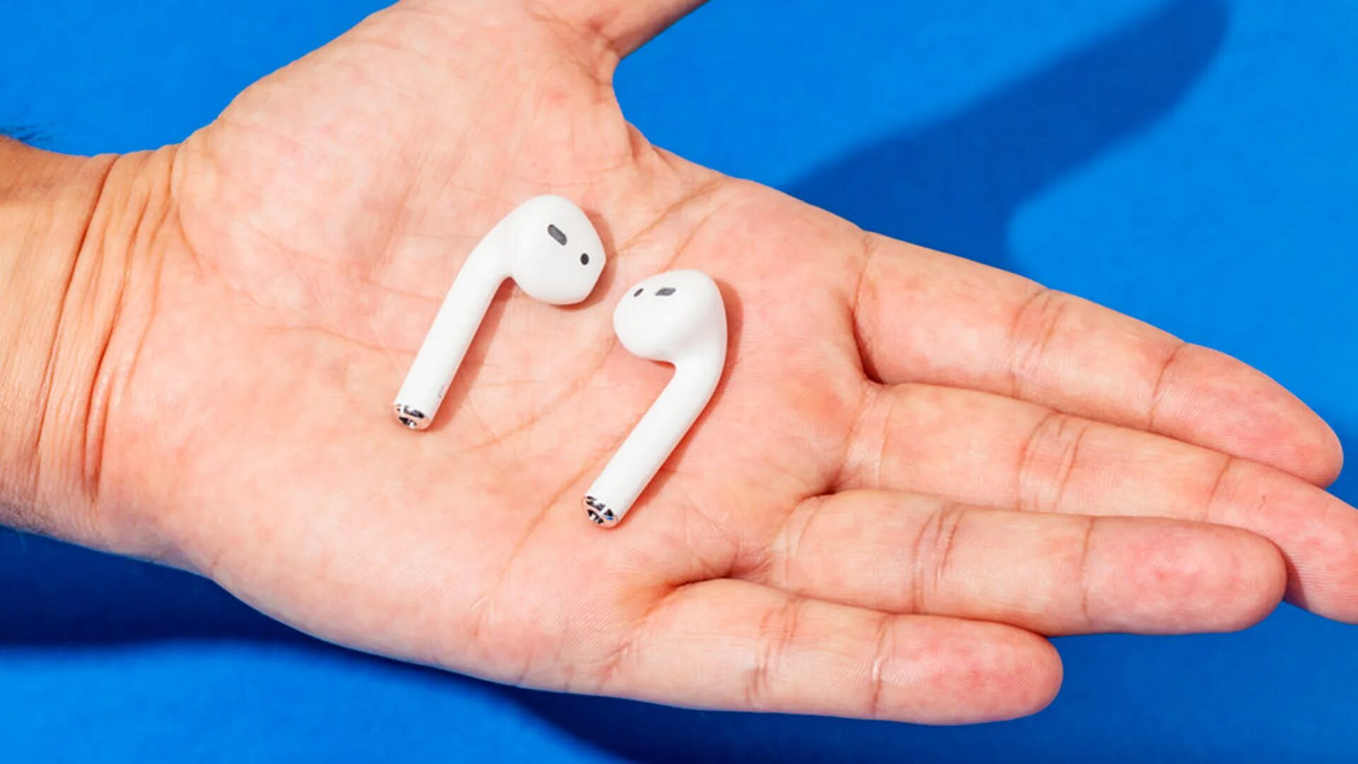 Apple airpods обзоры. Наушники эпл большие беспроводные. беспроводные наушники insider. наушники айфон беспроводные последняя модель. старые наушники apple.