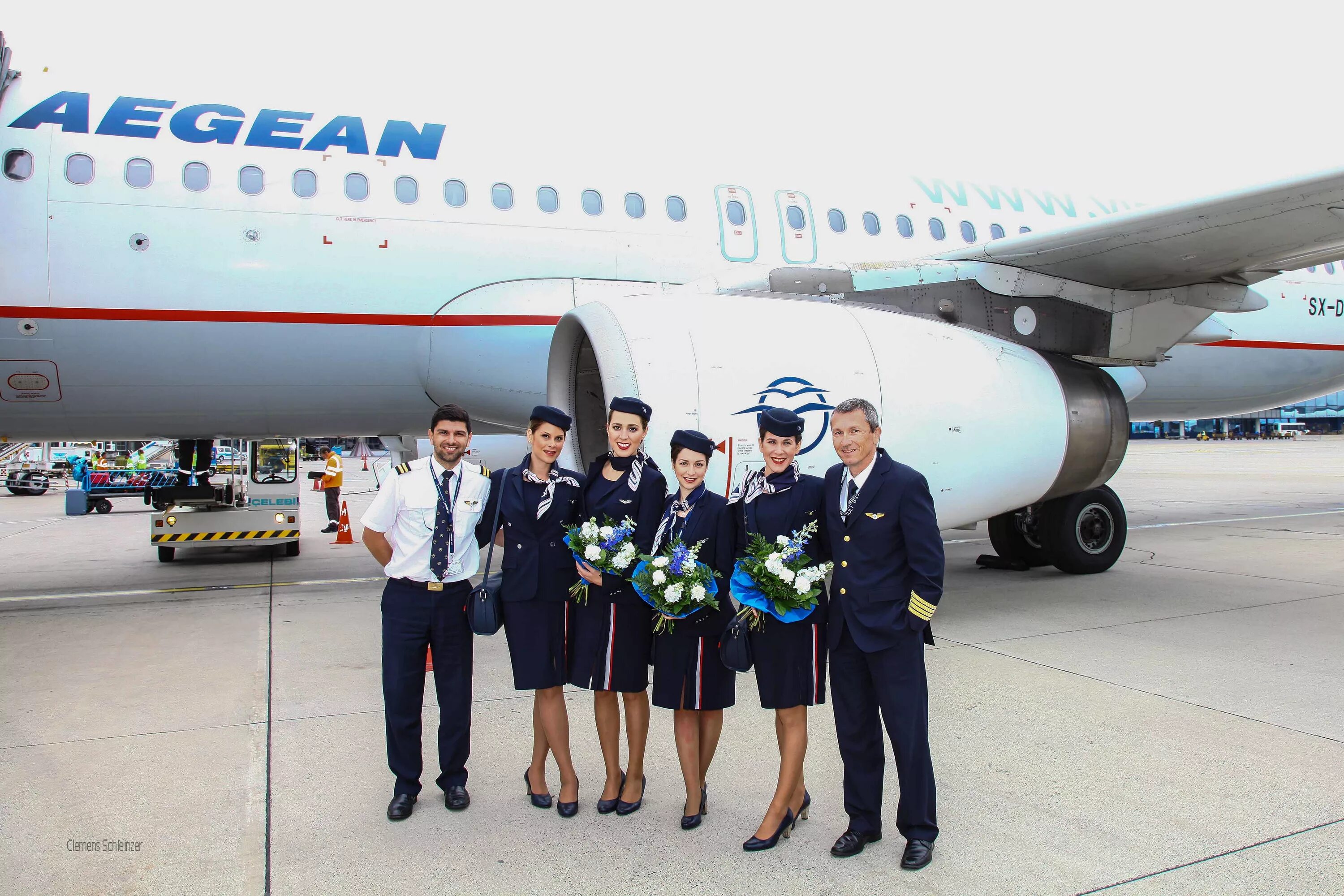 Эгейские авиалинии. Авиакомпания aegean airlines. aegean airlines парк воздушных судов. греческие авиакомпании. эгейские авиалинии стюардессы.