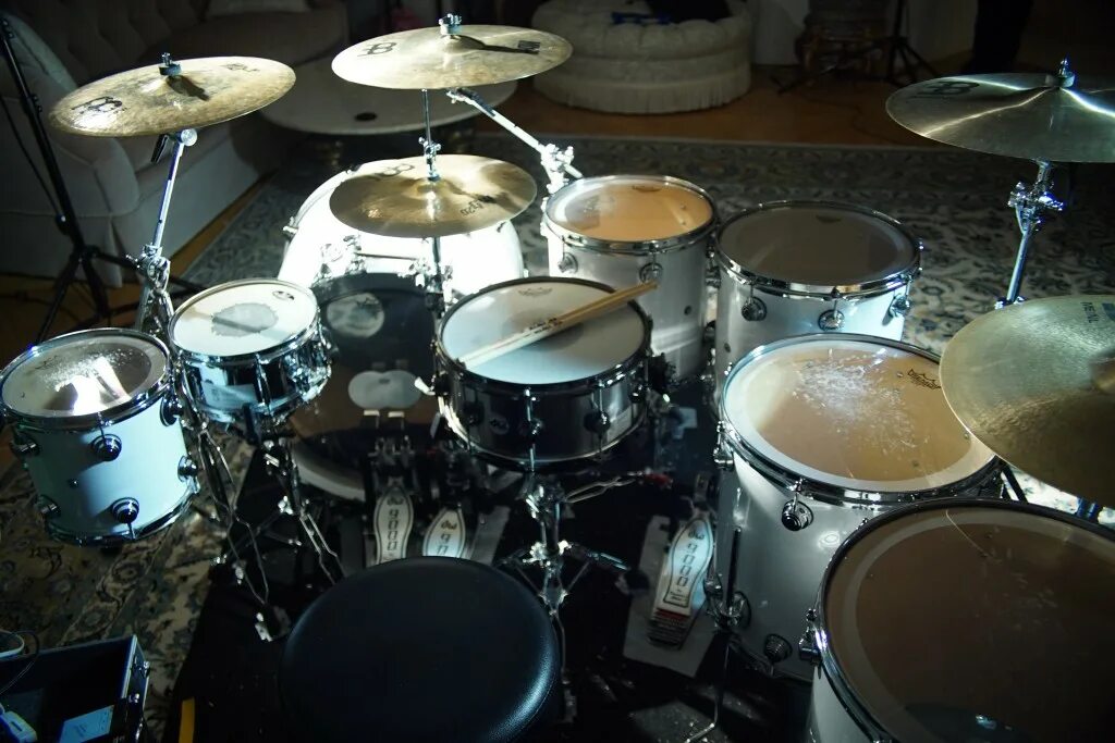 монстры на барабанах. Cactus drum kit. Jay cactus drum kit. Ludwig 125 drums. Cymbal playsment on drums set.