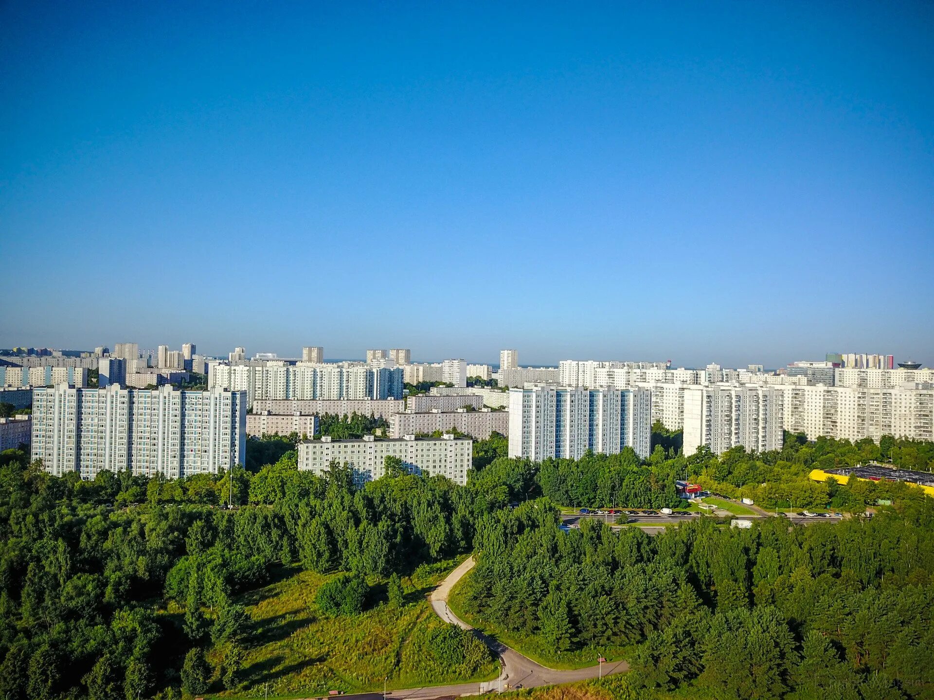 Строгино город москва. Парк Яблоневый сад Строгино. Строгино Москва. Москва район Строгино парк. Строгино лесопарк.