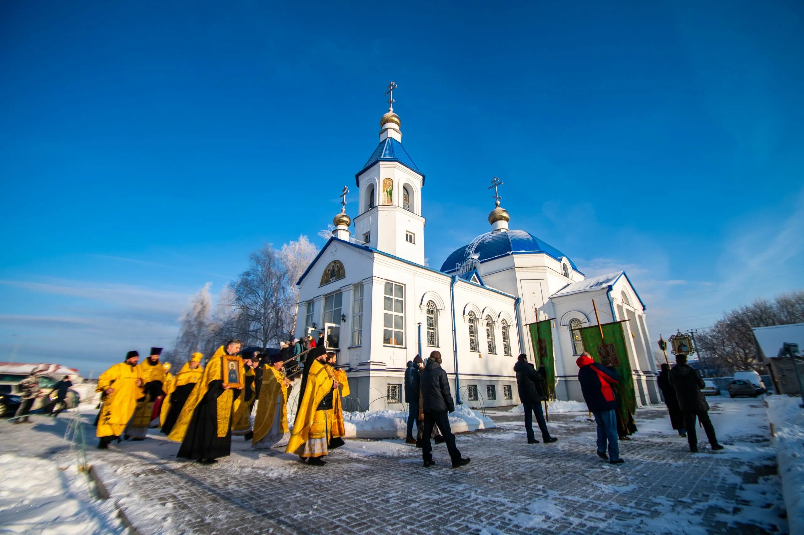 Потому что храм. Храм андрея первозванного зеленодольск. храм андрея первозванного зеленодольск звук. муром церковь андрея первозванного. уфа дема храм андрея первозванного.