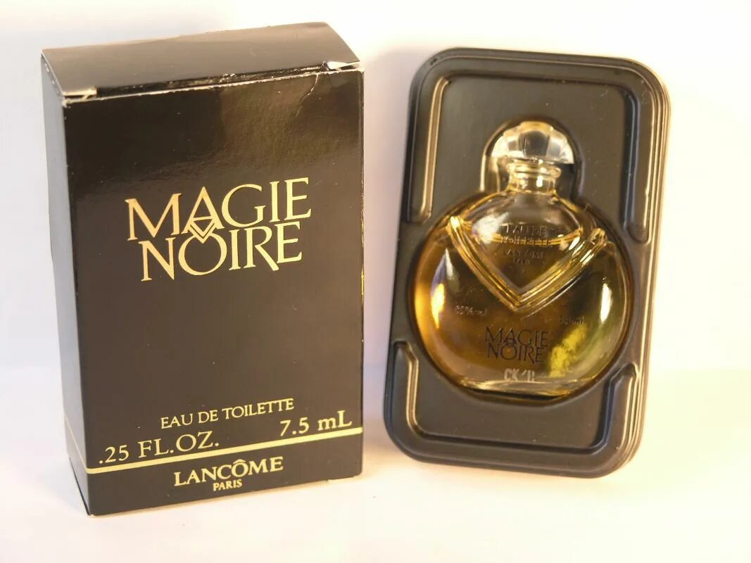 Magie noire духи. Magie noire духи. Маже нуар. Lancome magie noire. Маже нуар.