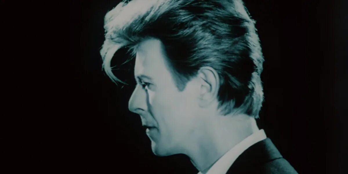 Bowie space oddity. Дэвид Боуи космос. Дэвид Боуи Спэйс Оддити. Bowie David "Space Oddity". Боуи в космосе.