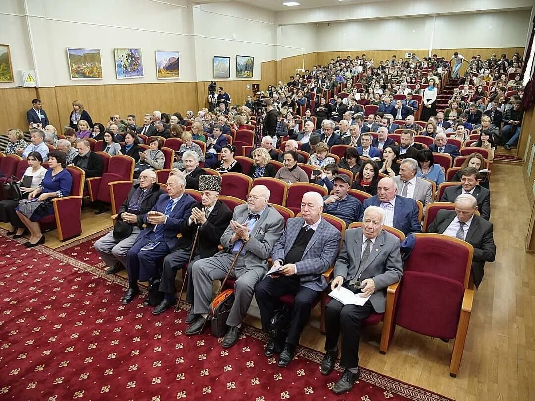 Карачаево-Черкесский государственный университет. Карачаево-Черкесский педагогический институт. Съезд кавказоведов 2022 года. Научные деятели Карачаево Черкесии. Черкесский государственный университет