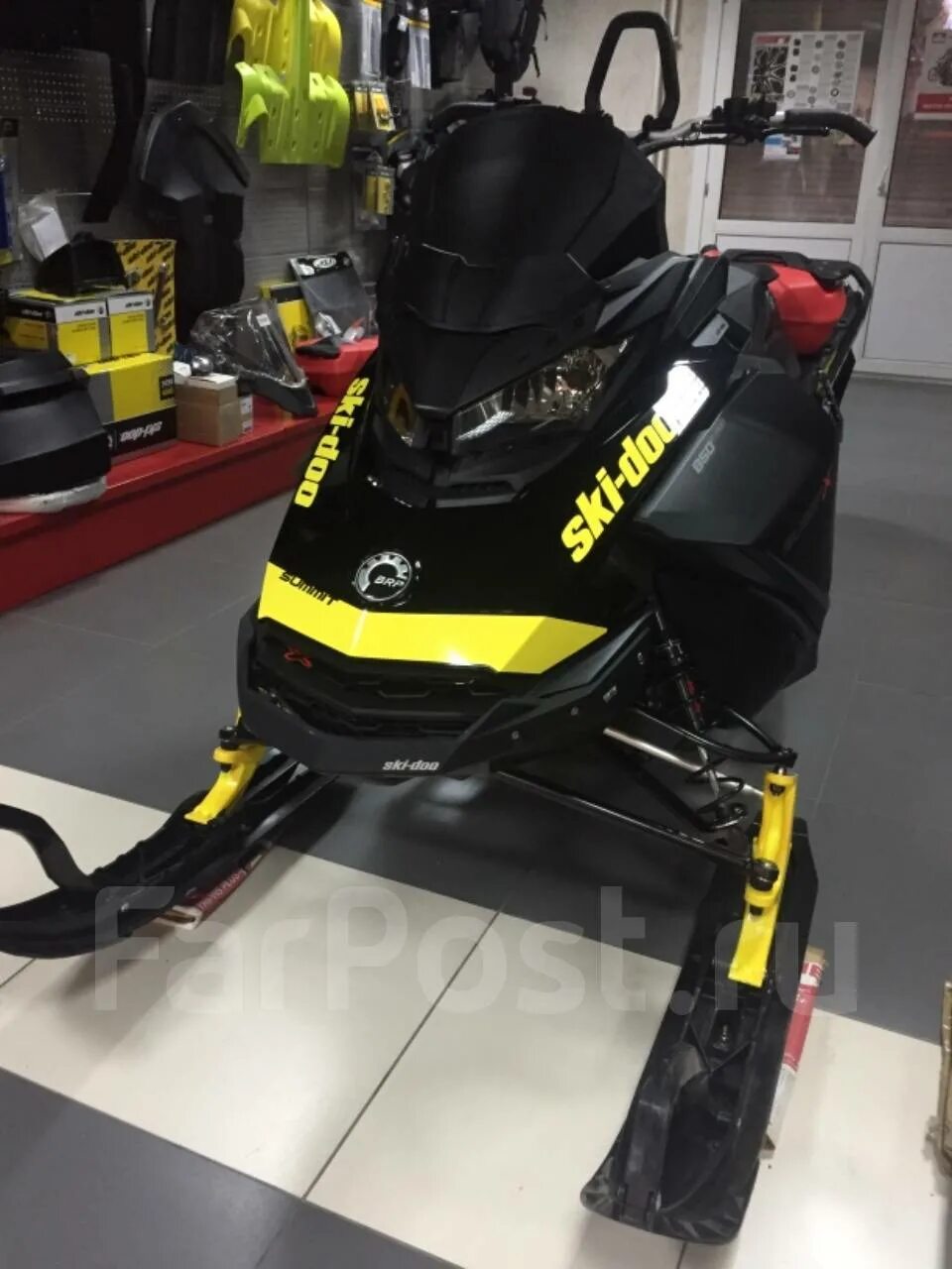 Ski doo summit 850