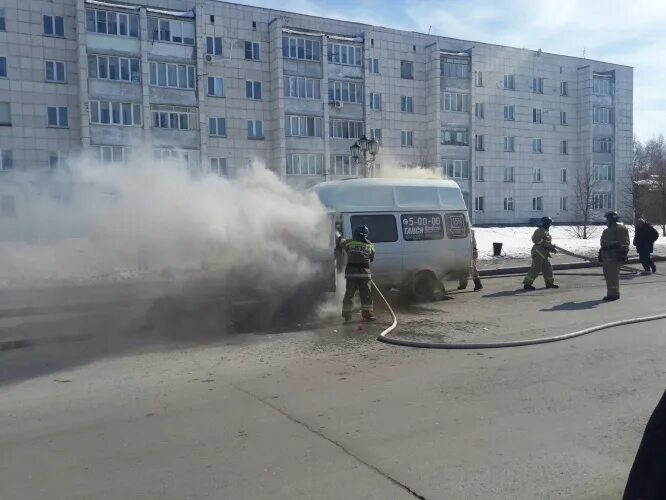 Ишим 2000 год. Обрушение здания в тюменской области 2016 ишим. Дтп автодорога ишим казанка. Авария тюмень омск трасса фура. Пожар в ишиме сегодня сейчас.