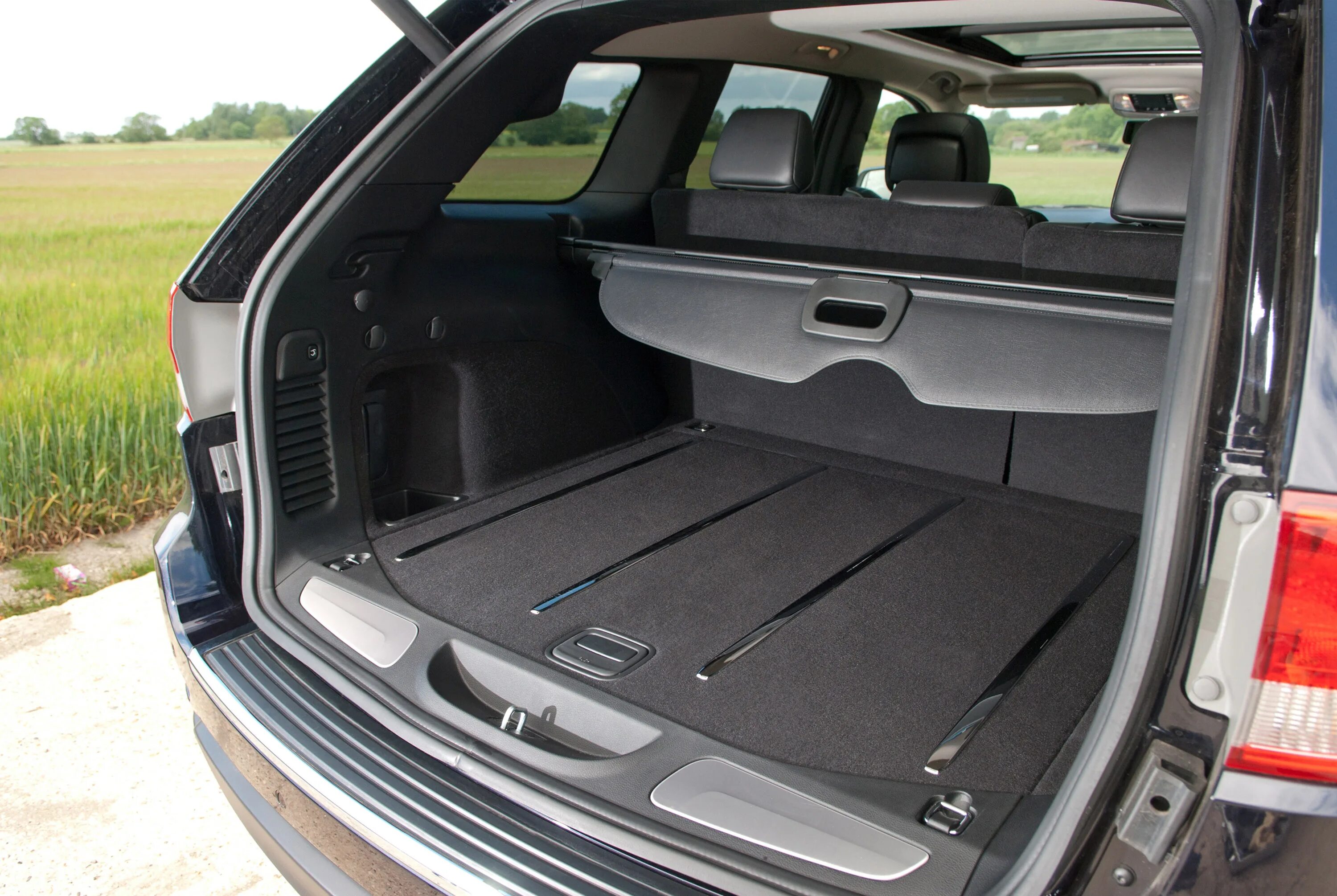 Jeep cherokee 2017 багажник. Jeep cherokee 2022 багажник. Jeep grand cherokee wj багажник. Jeep grand cherokee 2020 багажник. Jeep grand cherokee, 1999 багажник.