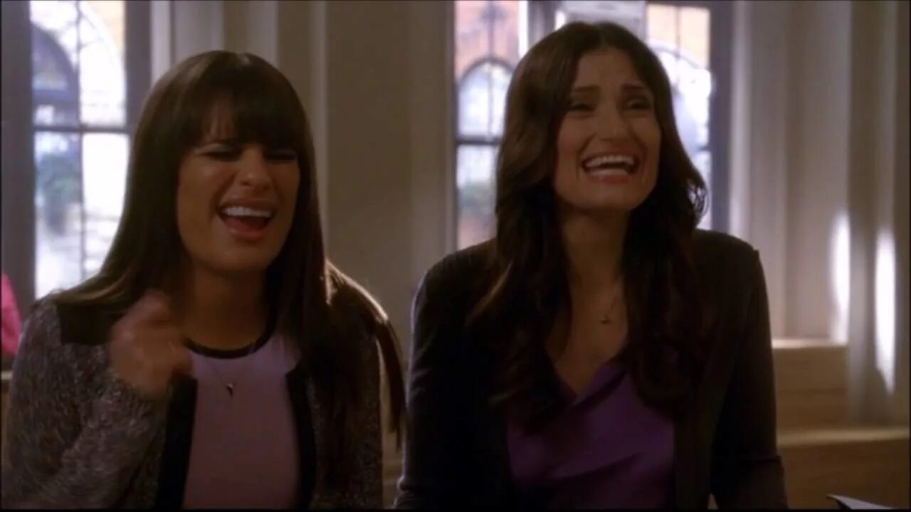 She was amusing girl i have. Idina Menzel Glee. Shelby Glee. Glee mother Rachel. Glee mother.