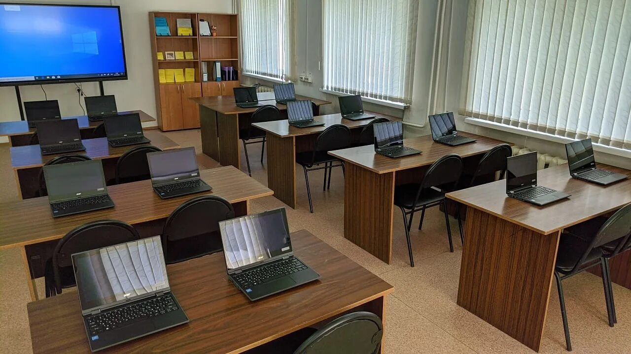 современные нейротехнологии. учебный цифровой комплекс. современное оборудование для школы. современные компьютерные классы. будущее профессии.