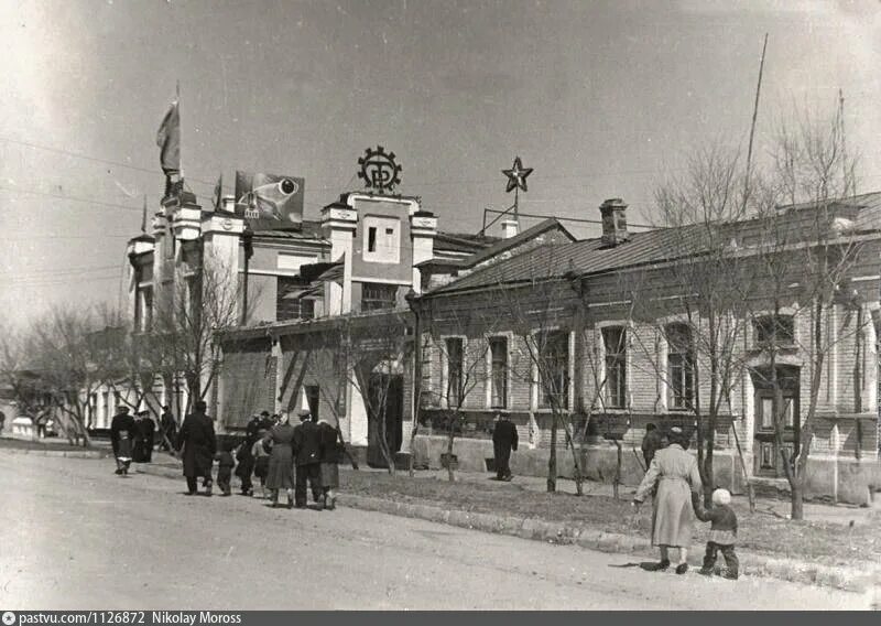 Старая крепость семипалатинск. Семипалатинск старый город. Семипалатинск 20 век. Семипалатинск 20 век. Семипалатинск женская гимназия.