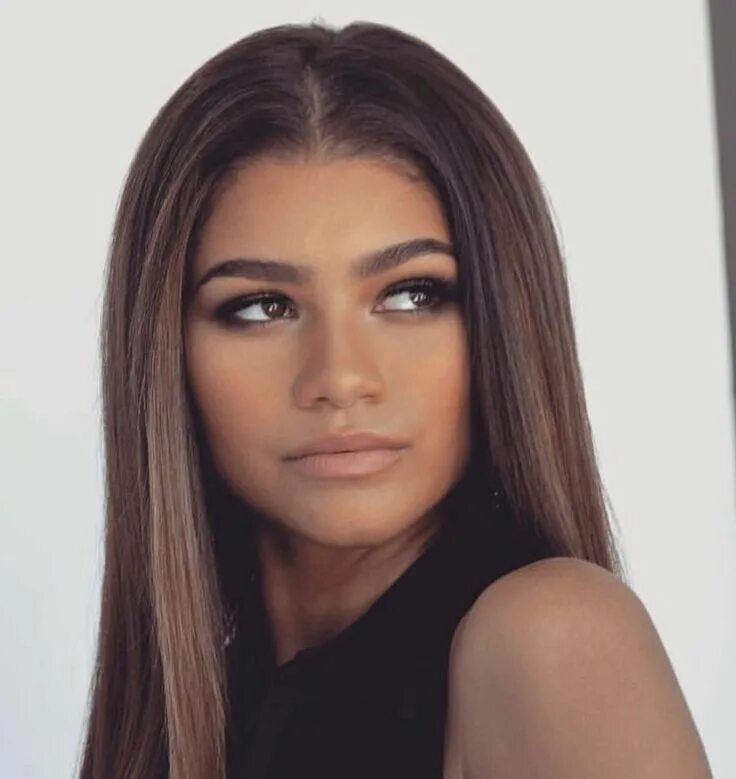 Zendaya height