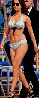 Kangana Ranaut Hot in Bikini Stills
