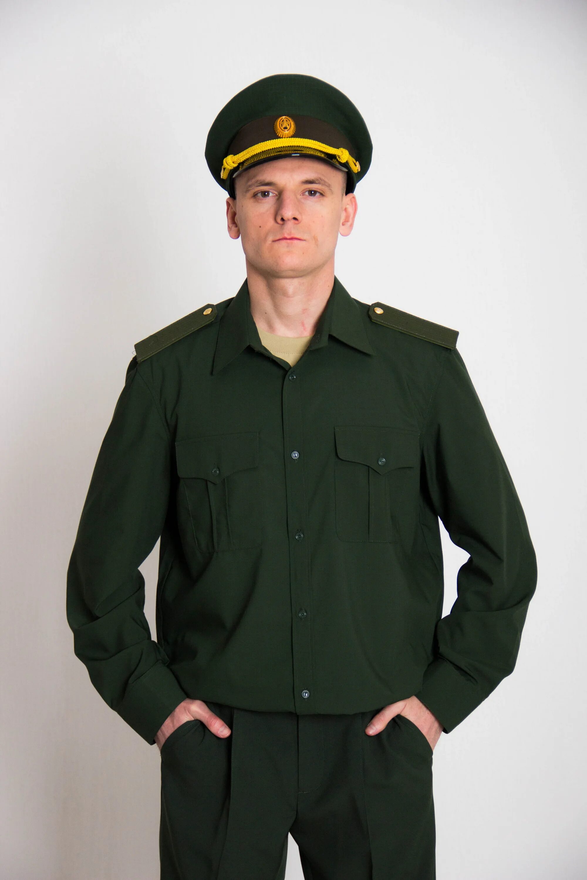 Солдаты. Мужчина вс. Парни в военной форме. Парни в военной форме. Мужчина вс.