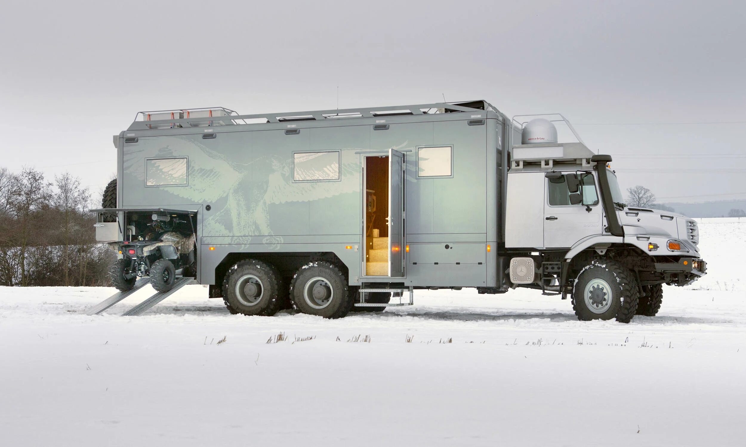 Vehicles 6. Mercedes Benz Zetros 6x6 автодом. Mercedes-Benz Zetros 6x6 Expedition vehicle. Mercedes Benz Zetros 6x6. Mercedes-Benz Zetros 2733.