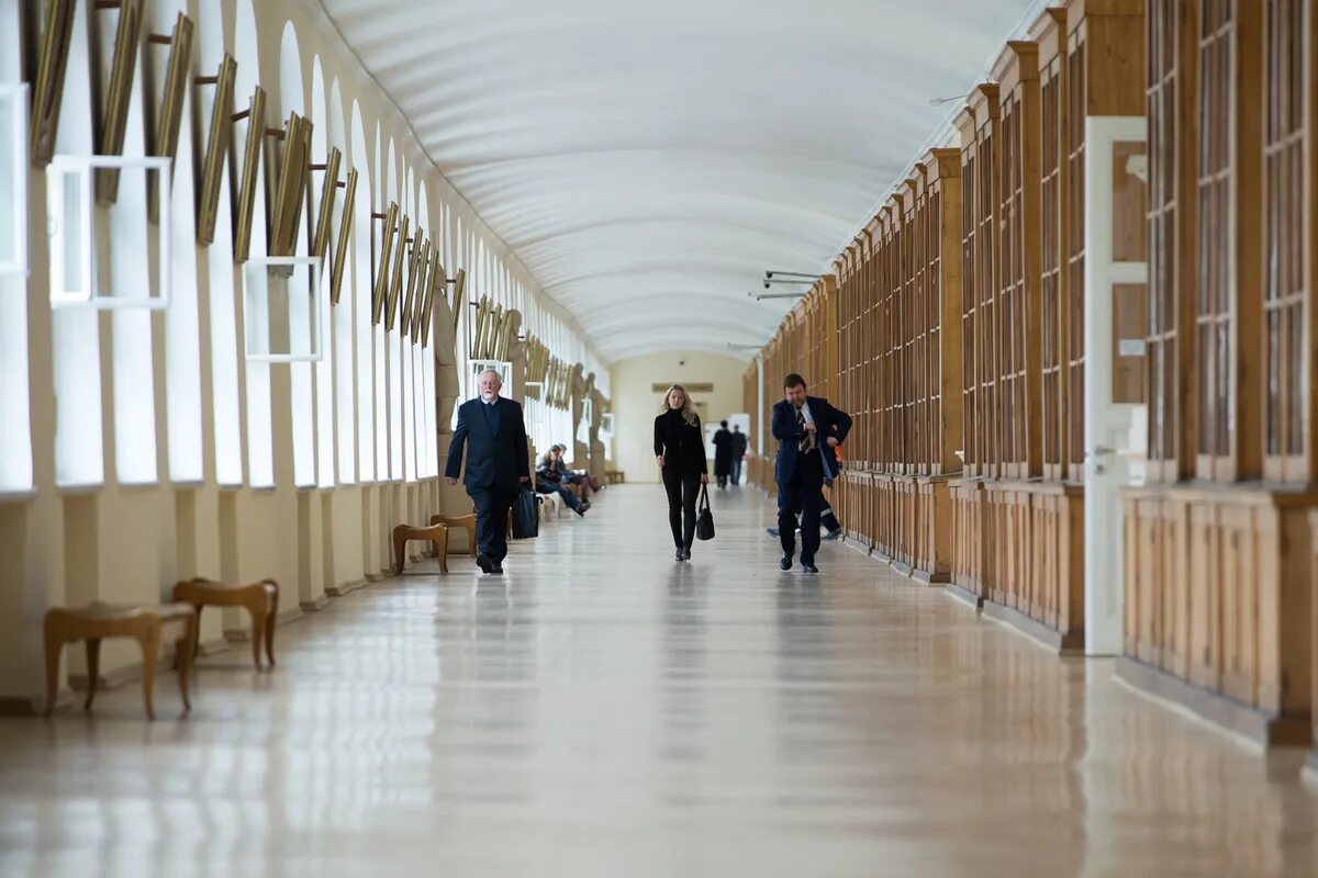 Вузы спб 2025. Карпов спбгу. спбгу сотрудники. вузы питера. российские вузы фото.