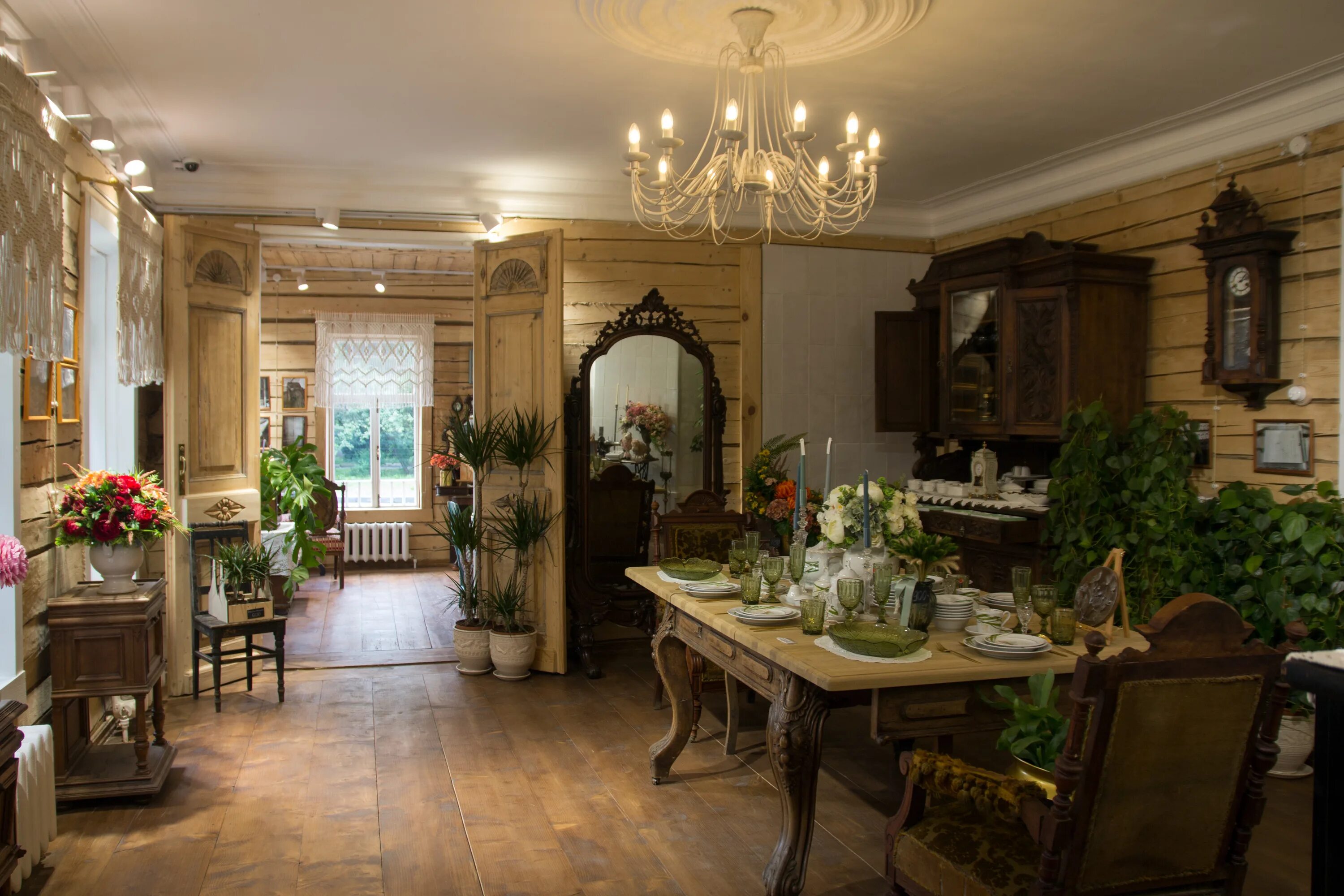 дом с лилиями вологда