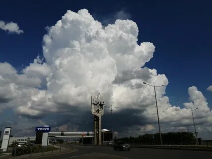 Кучева дождевые облака