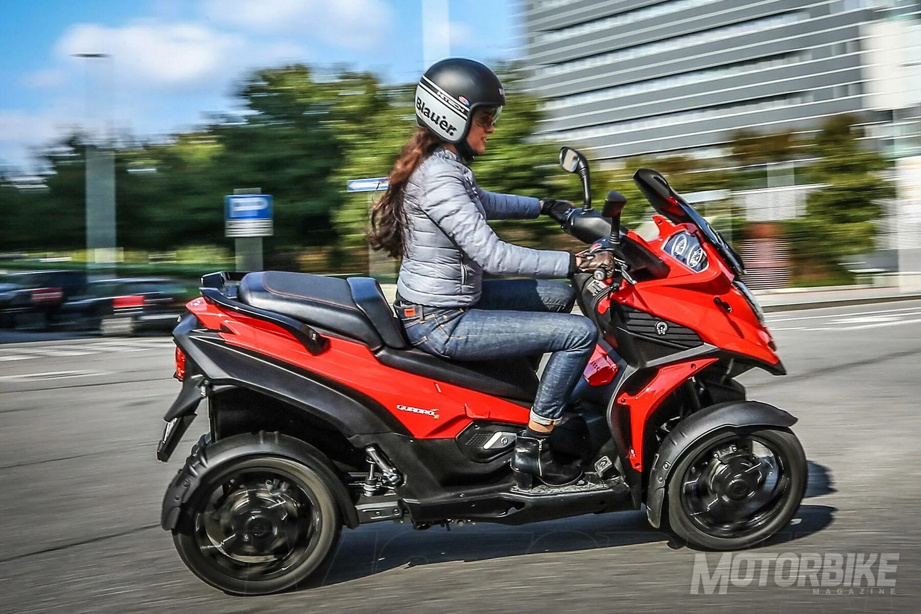 Quadro мотоцикл. Фото квадроскутера. Квадро скутер. Скутер quadro 4d. Квадроскутер.