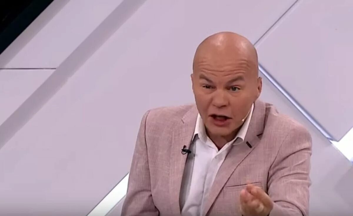 украинские политологи на российских. трюхан чуб. где сейчас находятся политологи украины. гордей 60 минут. ковтун вячеслав николаевич.