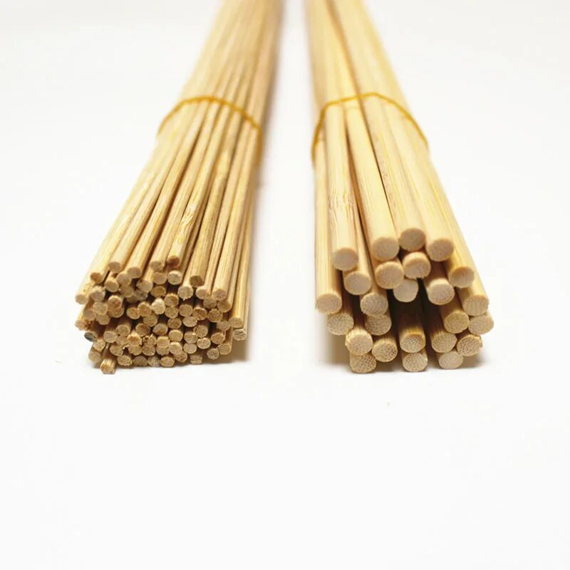 Массаж бамбуковыми палочками. Палочки для массажа. Бамбуковые массажные палочки. Массажные палки из бамбука. Массажный бамбуковый