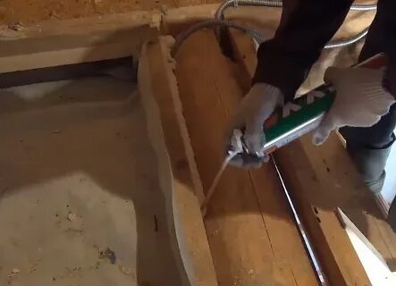 Утепление потолка бани глиной