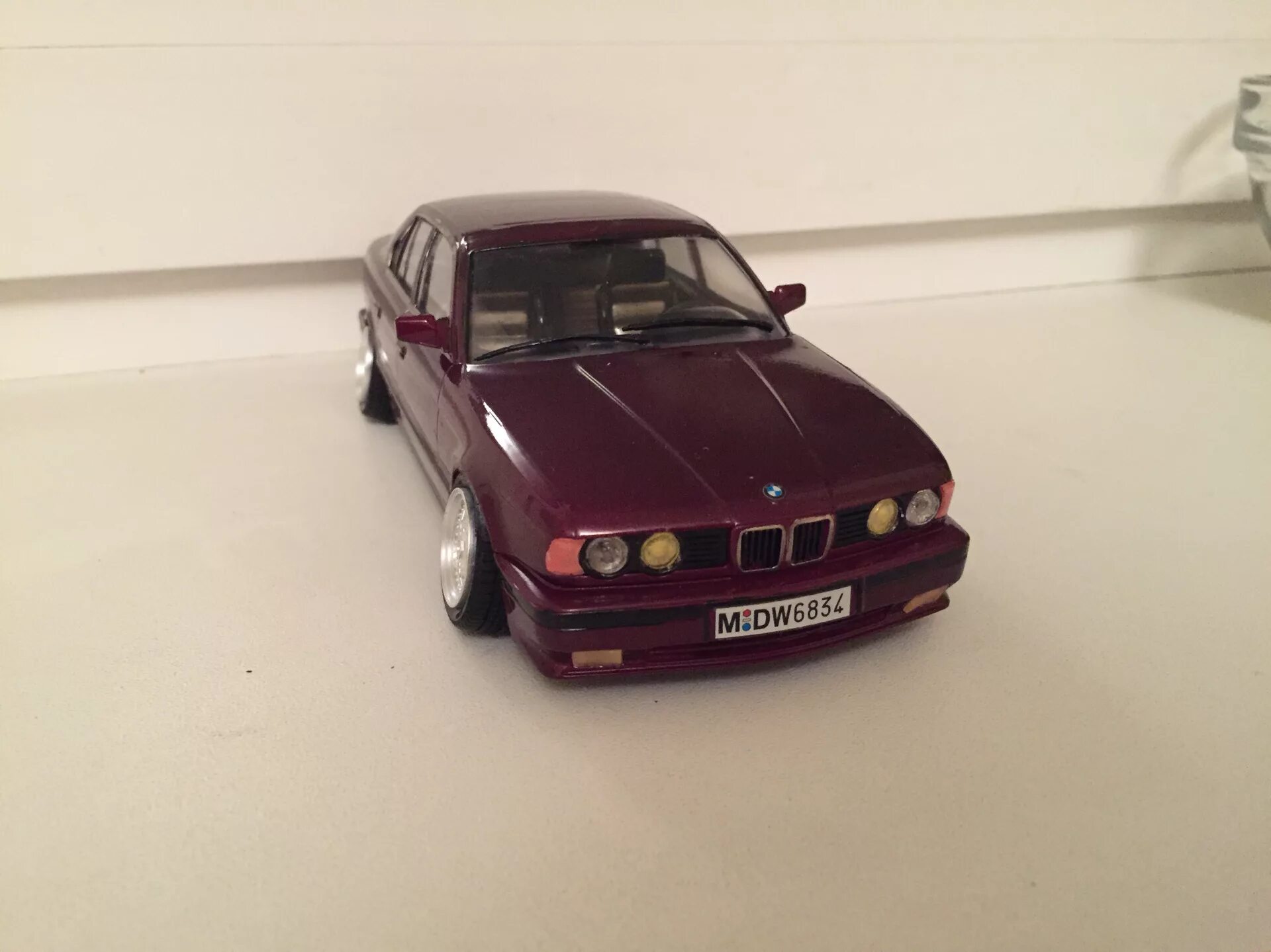 Сборная модель БМВ е34. BMW e34 1/24 сборная модель. Сборная модель BMW e34. Моделька БМВ е34. Модель е34