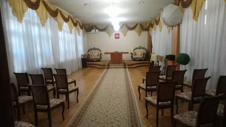 Загс севастополь телефон. Загс дивногорск. Нахимовский загс севастополь. Ленинский загс севастополь. Гагаринский отдел загс, москва.