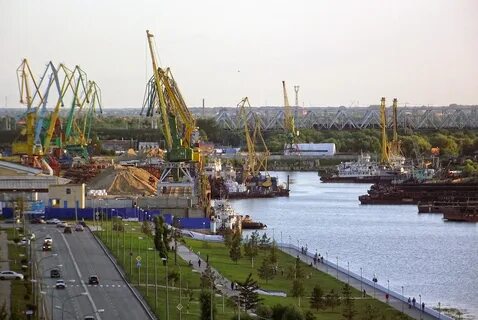 В москве есть порт