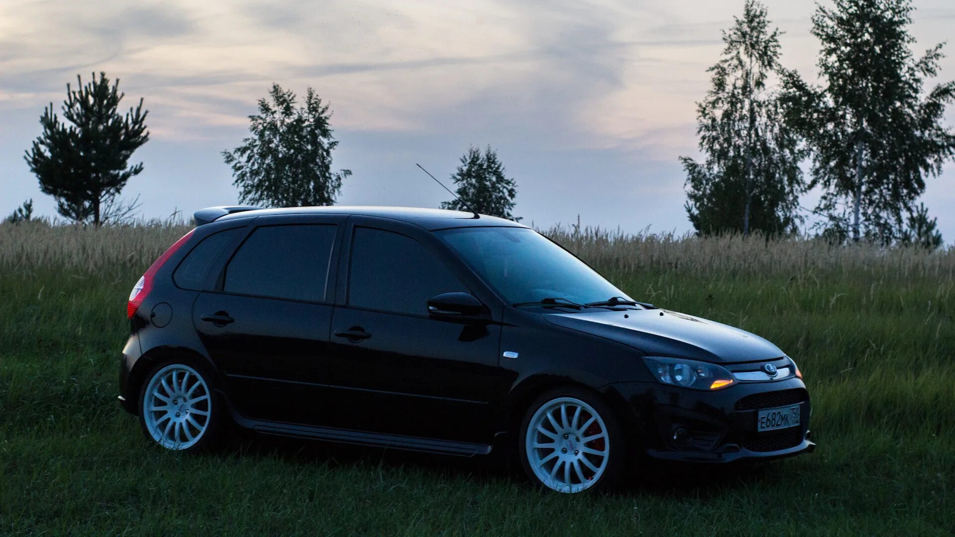 Калина спорт черная. Лада Калина спорт 2 черная. Lada Kalina Sport Black. Lada Kalina Sport 2 черная. Lada Kalina Sport на 15 дисках.