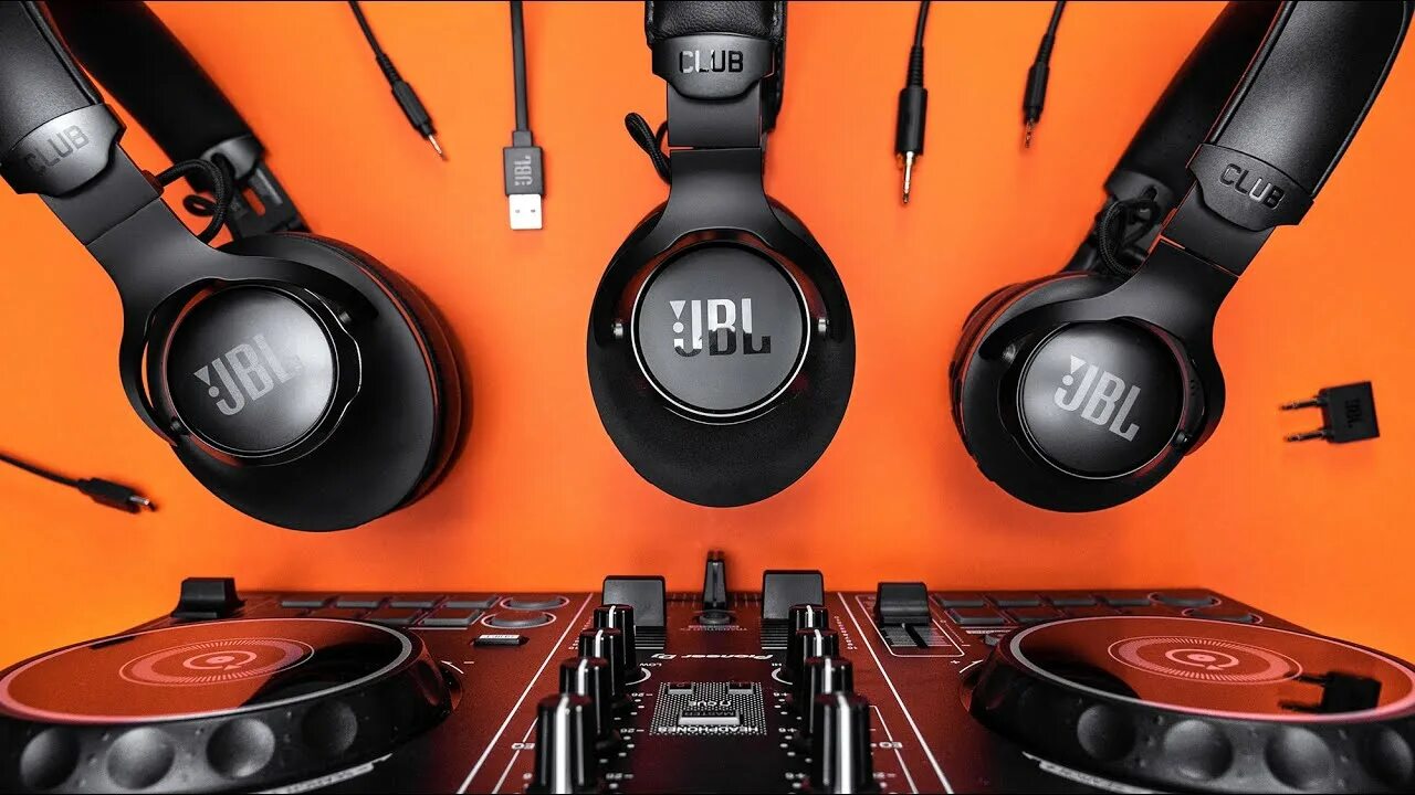 Jbl club one. JBL Club 700bt. Наушники JBL Club 700bt. JBL Club 950nc. Наушники беспроводные JBL 950nc Club.