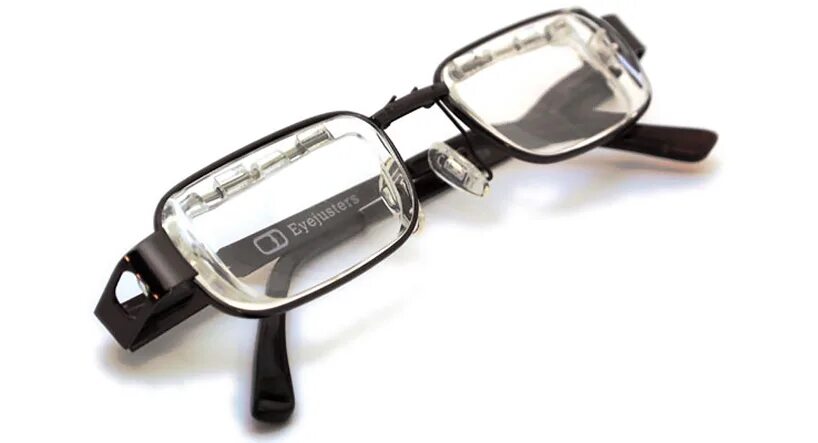 Четверо очков. Очки для макулодистрофии. Телескопические очки для слабовидящих. Телескопические очки при анизометропии. Увеличивающие очки модельные.