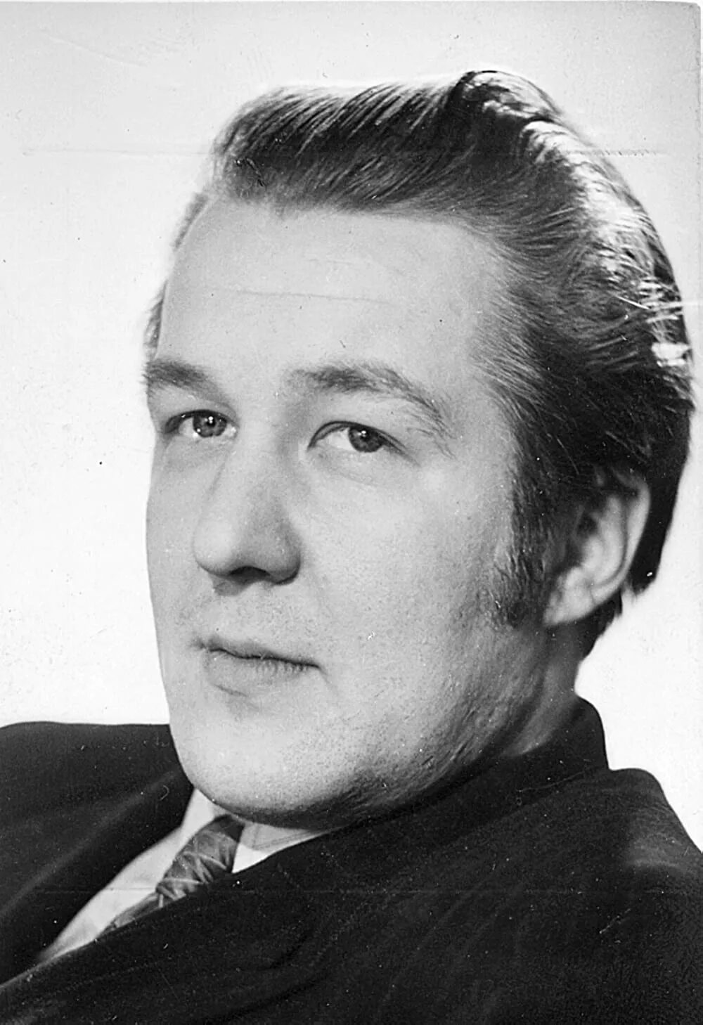 Аарне юкскюла. Артист аарне - мати юкскюла. Юкскюла, аарне-мати паулович. Аарне юкскюла кассий колхаун. Аарне юкскюла.