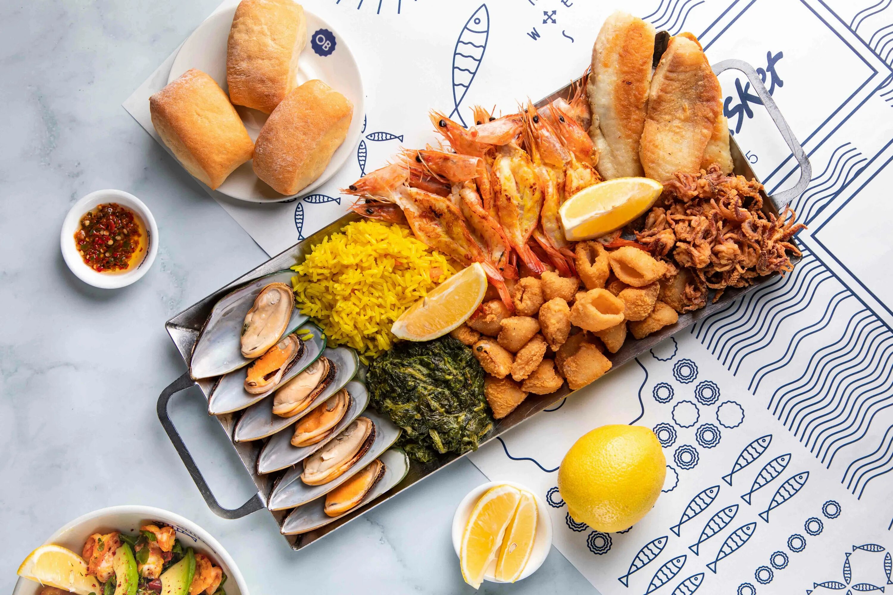 Ocean basket плато. Оушен баскет москва мясницкая. Оушен баскет москва. Ocean basket в москве. Оушен баскет москва.