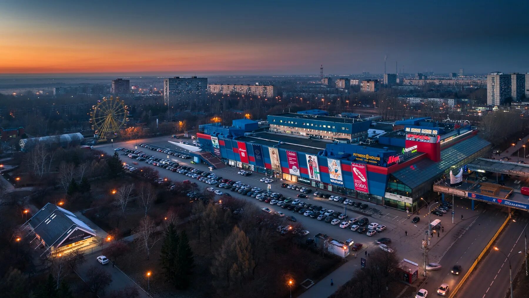 Какие магазины есть в нижнем новгороде. Автозаводский район Нижний Новгород. Тольятти Автозаводский район. Тольятти ночной Автозаводский. Проспект Ленина Нижний Новгород Автозаводский район.