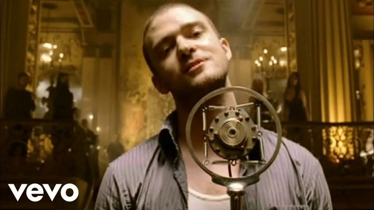Джастин тимберлейк come around. Justin timberlake what goes around comes around. тимберлейк goes around. джастин тимберлейк эраунд.