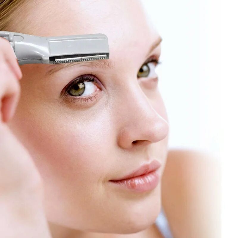 триммер для коррекции бровей. триммер для выщипывания бровей. бритье лица. техника бритья станком. бритва для бровей.