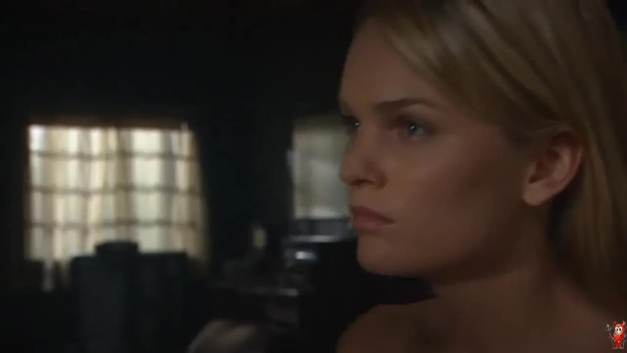 Наташа хенстридж особь species 1995. Майкл. Амелия кук особь фильм 3. Species 1995 blu ray. Обеспеченная особь.