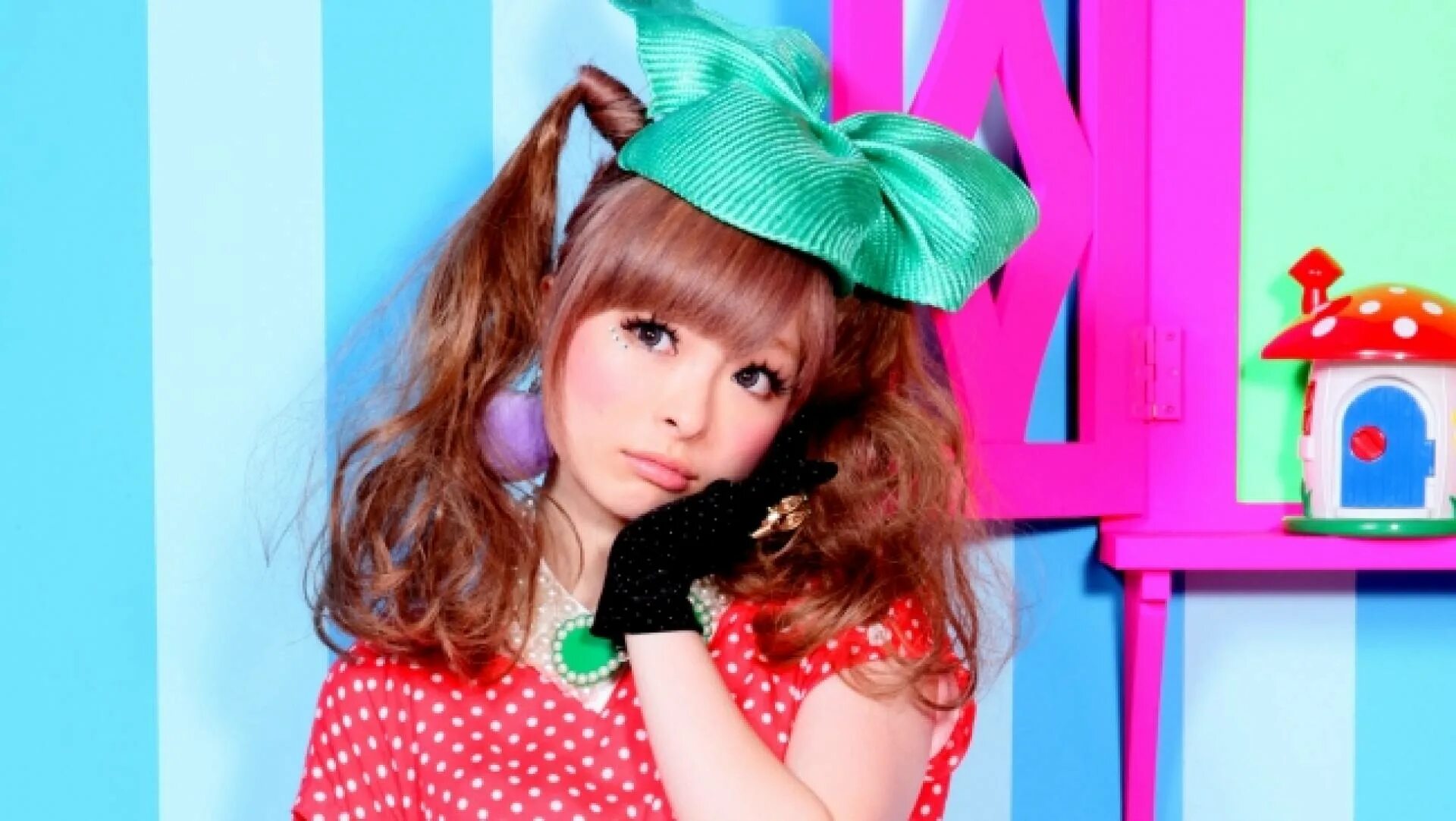 Кьяри памью памью. Kyary pamyu pamyu. Kyary pamyu pamyu 2011. Kyary pamyu. Kyary pamyu pamyu.