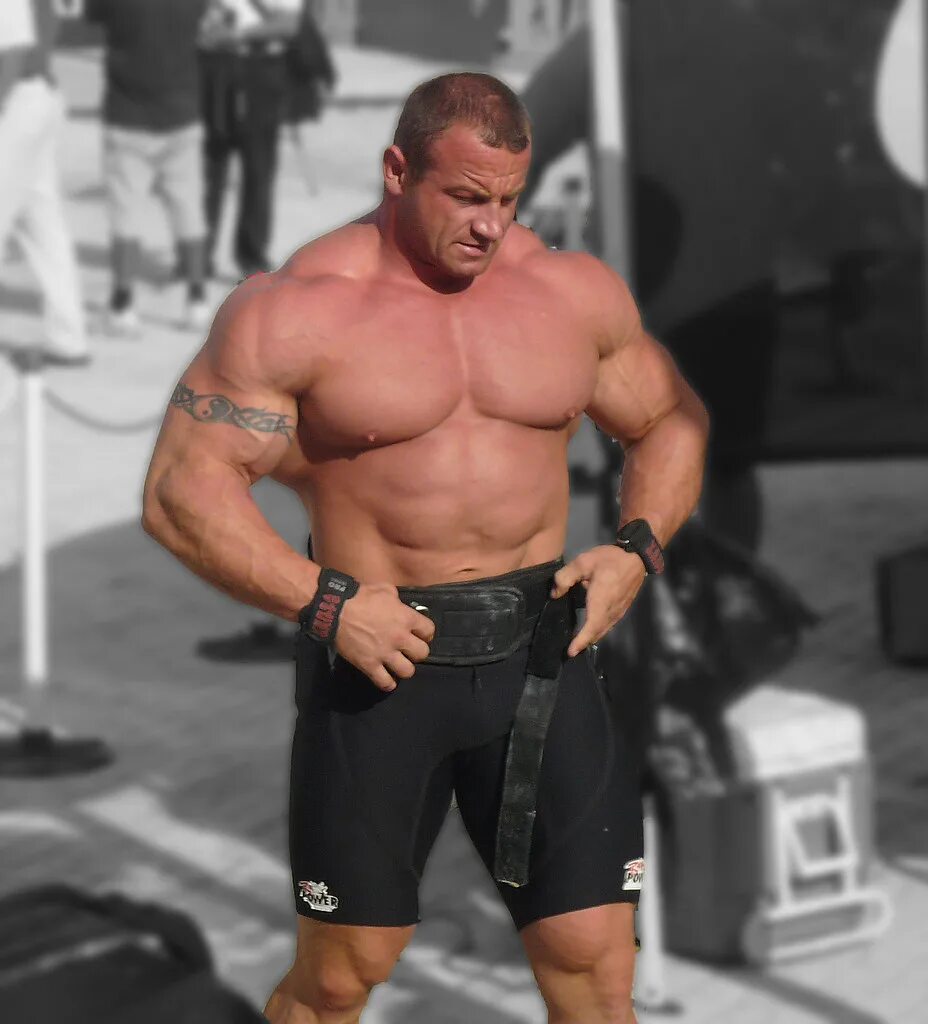 World strongest man. Пудзяновский стронгмен. Мариуш Пудзяновский. Мариуш Пудзяновский Стронг. Пудзяновский Кокляев.