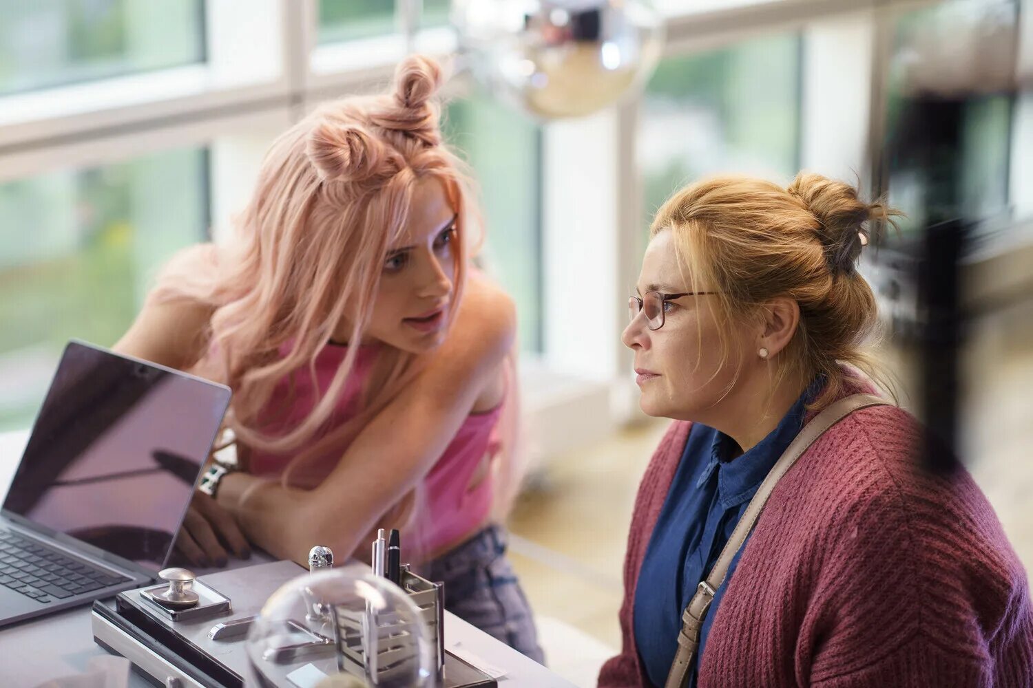 дата выхода моя мама шпион 2