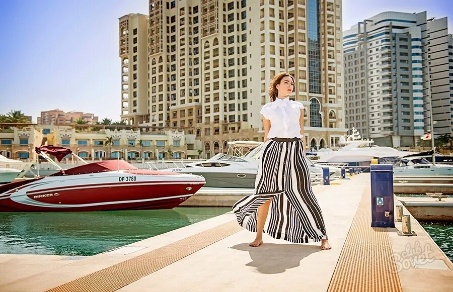 В какой одежде дубай. Одежда женщин в ОАЭ. Дубай одежда для женщин туристов. Одежда в ОАЭ для женщин туристов. Женская одежда для туристов в арабских Эмиратах.