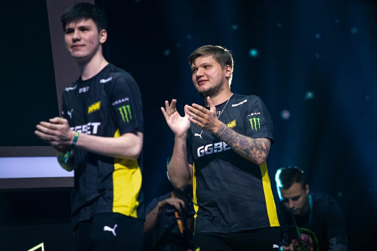 Natus vincere pain gaming. Navi Antwerp 2022. S1mple 2022 Navi. PGL Major Antwerp 2022 Кубок. Navi Major 2022.